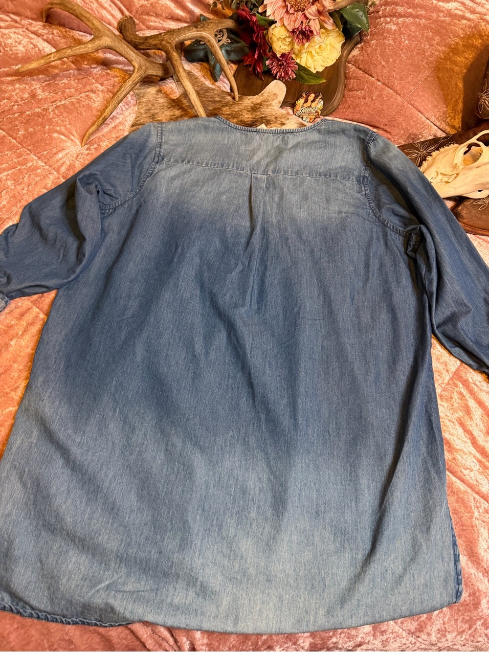 Tantrums embroidered chambray denim tunic top blue boho western size L - Picture 5 of 6